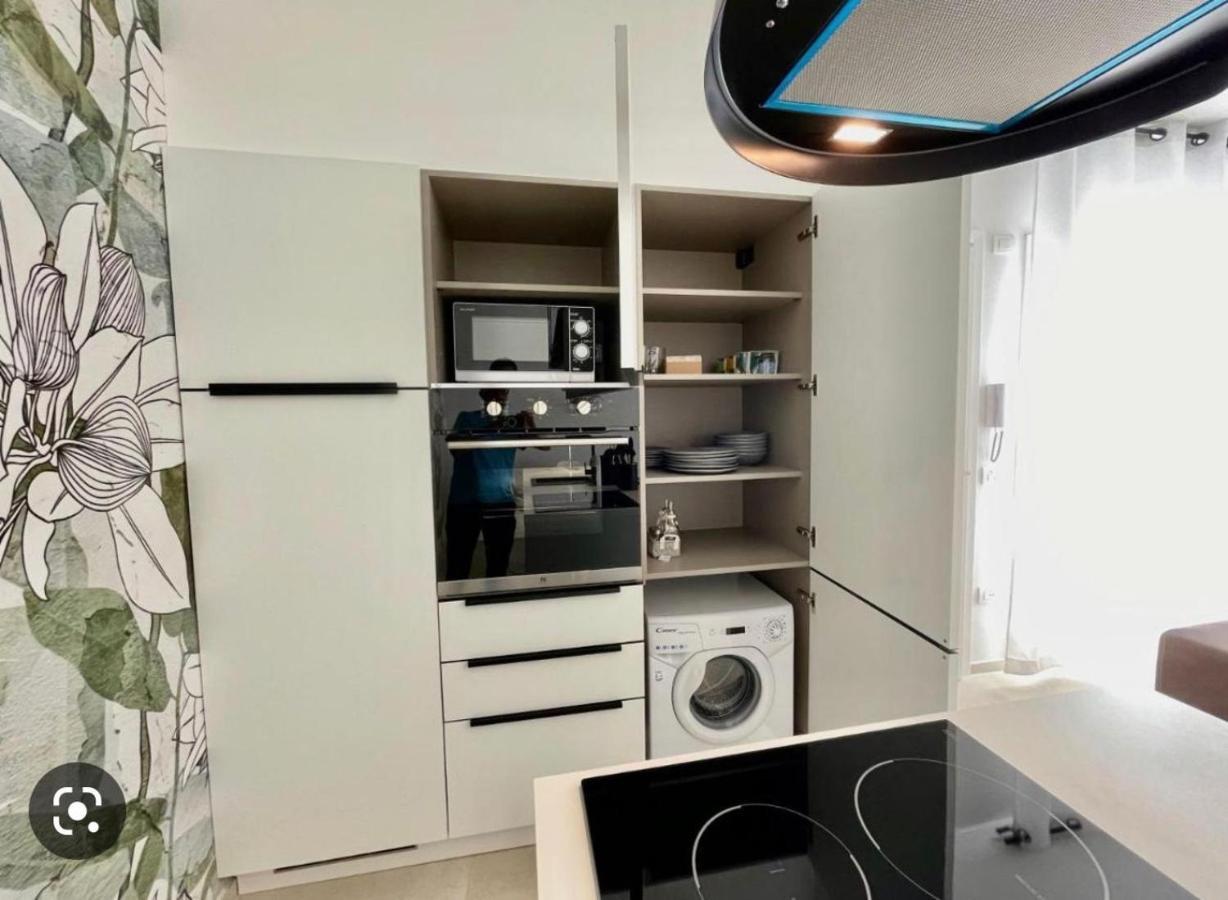 Nature Apartment Олбия Екстериор снимка