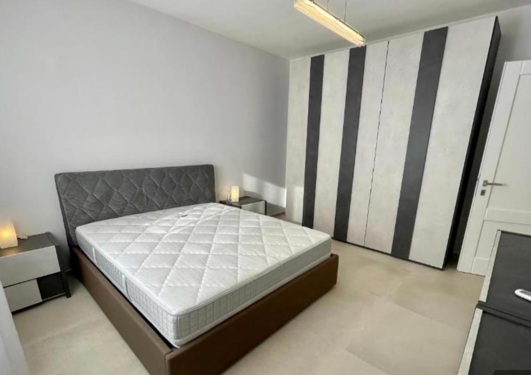 Nature Apartment Олбия Екстериор снимка